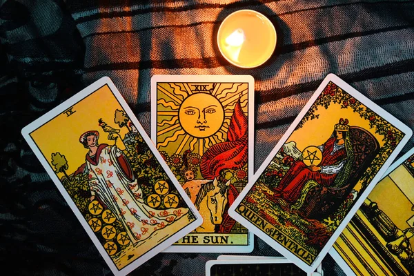 Tarot Card Reading Icon